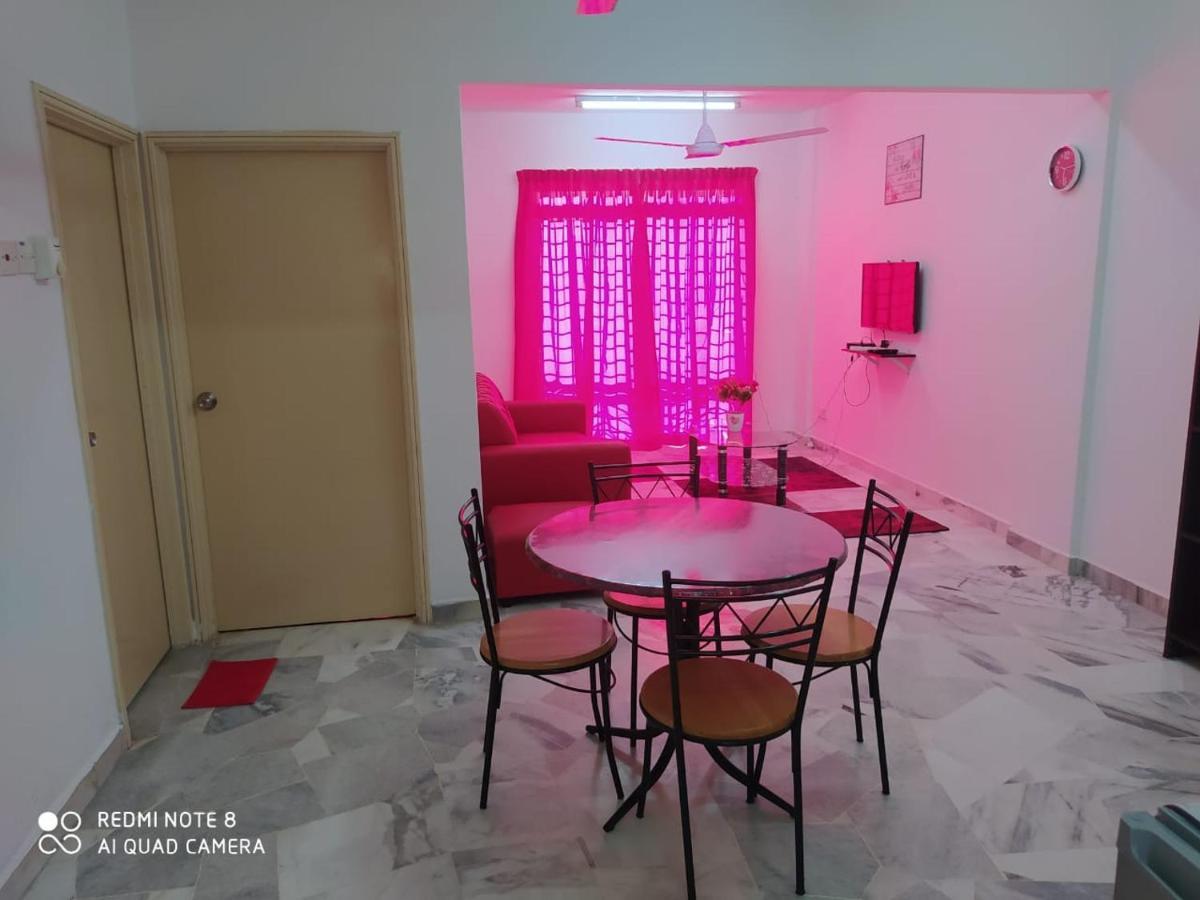 Pd Laguna Homestay Red Порт-Диксон Экстерьер фото