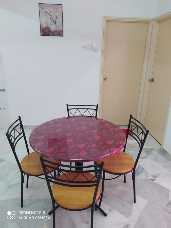 Pd Laguna Homestay Red Порт-Диксон Экстерьер фото